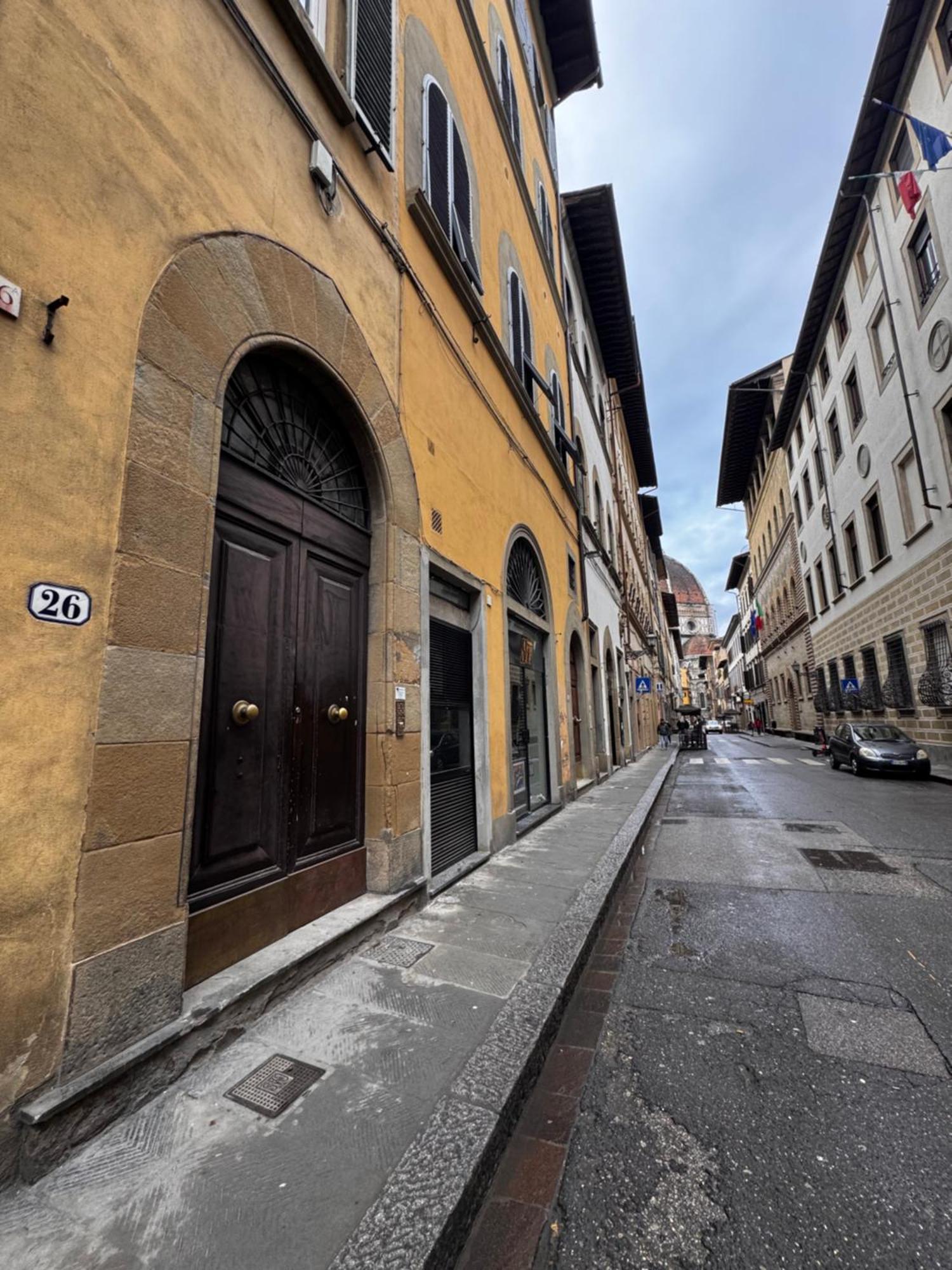 Brunelleschi - 14th Century Just 120 Steps From Cathedral - Intero Appartement Florence